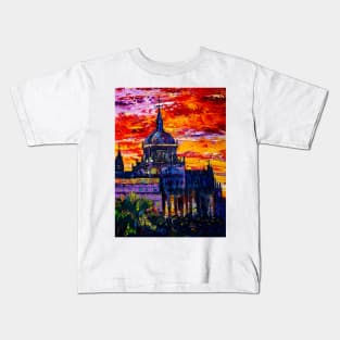 Madrid. Almudena Cathedral at sunset Kids T-Shirt